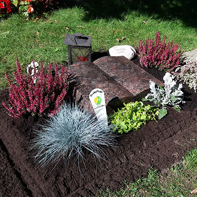 Grabpflege Bild 08